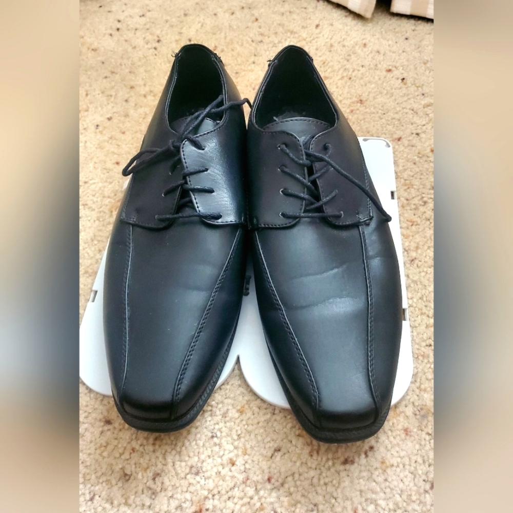 Black dress shoes men's size 10